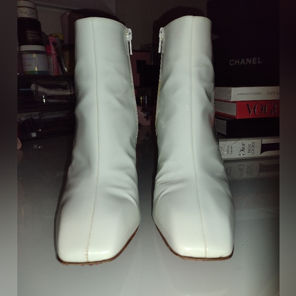 ON HOLD ♡ Christian Louboutin Hilconico 85 White Patent Leather Boots 39.5 - Picture 9 of 16